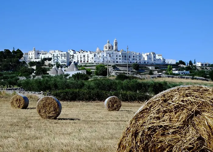Nostos Trulli * Locorotondo